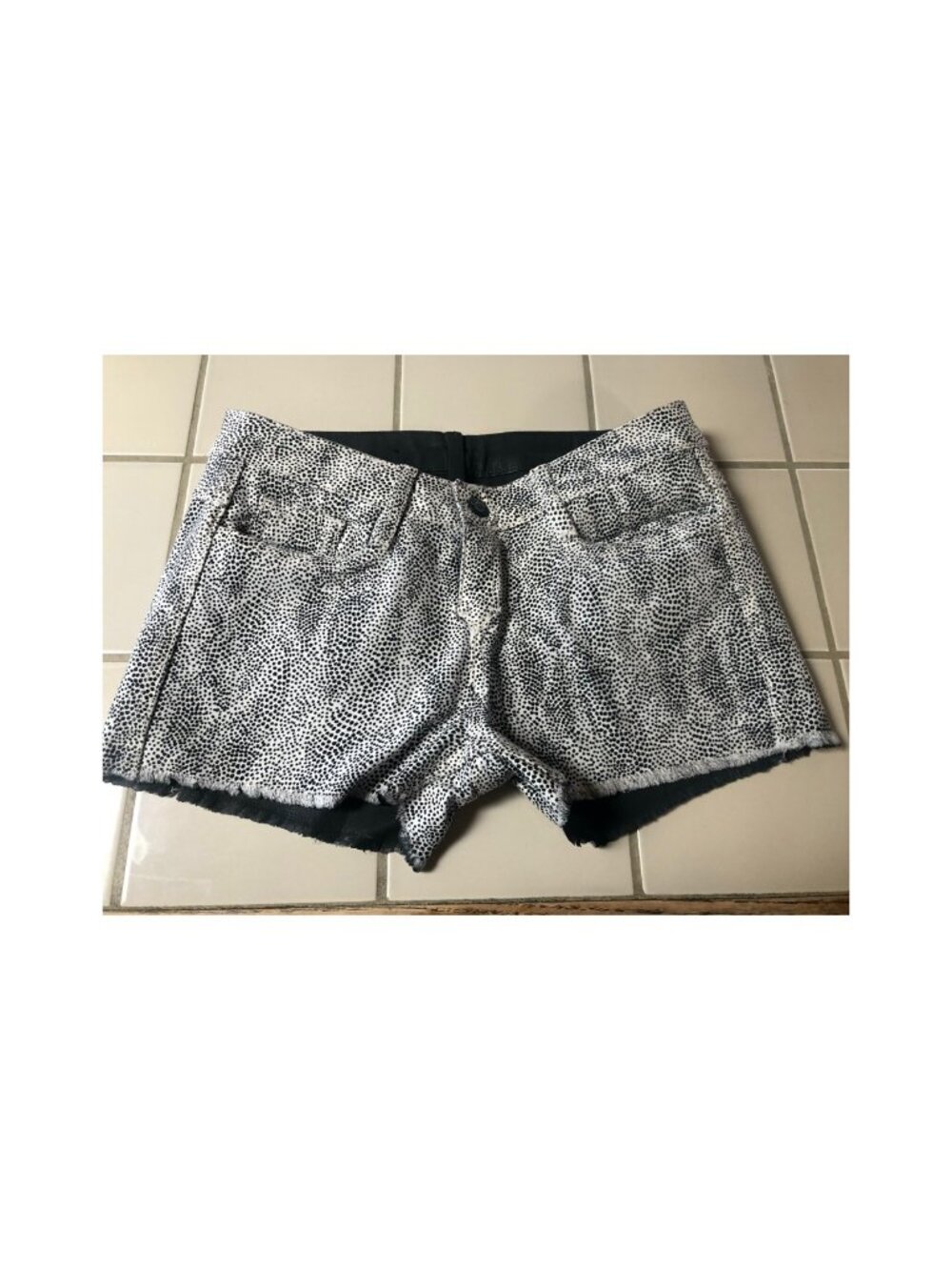 BLEULAB Reversible Cut Off Short Dotted Snake Gunmetal NWT 24 25